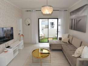 Elcaro Luxury Villas - Urban Taupe 1